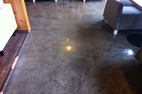 藝術(shù)復(fù)古地坪能否用在辦公室等場所